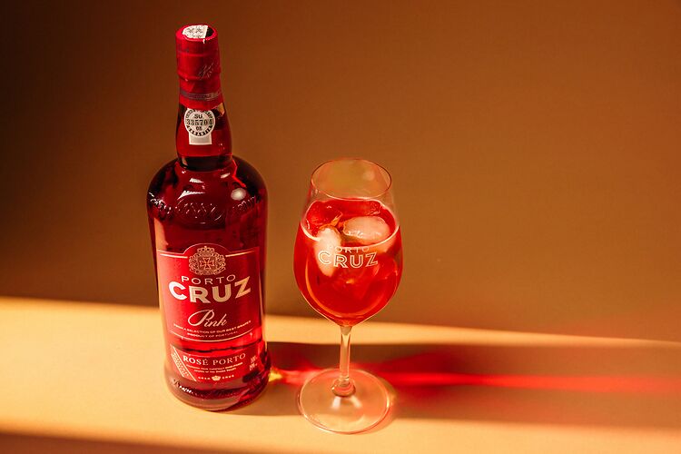 Logo: Porto Cruz Cocktailbar