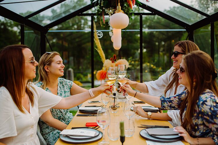 Dining bubble 