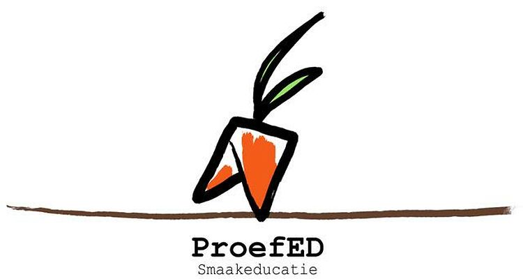 Nieuwsgierig naar voeding kijken, proeven met alle zintuigen, zelf initiatief nemen,…